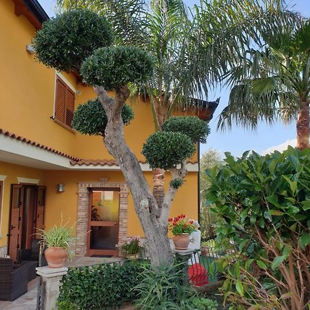 San Pietro Bed and Breakfast Mileto Buitenkant foto