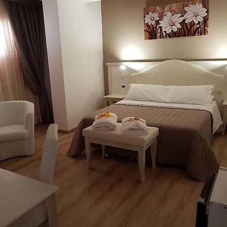 San Pietro Bed and Breakfast Mileto Buitenkant foto