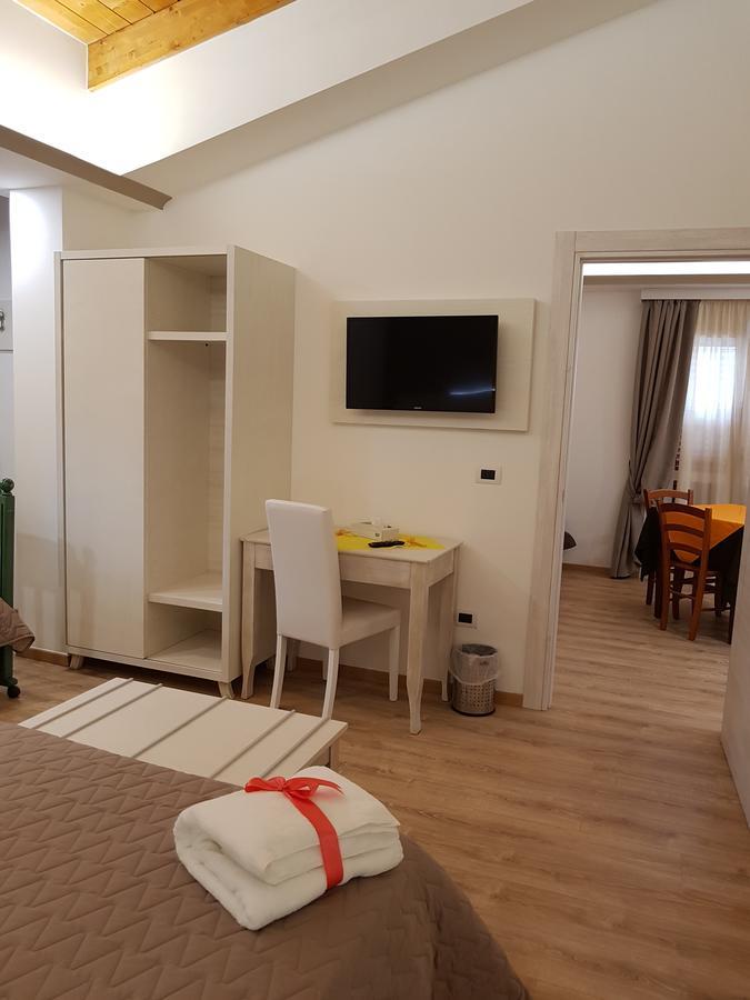 San Pietro Bed and Breakfast Mileto Buitenkant foto