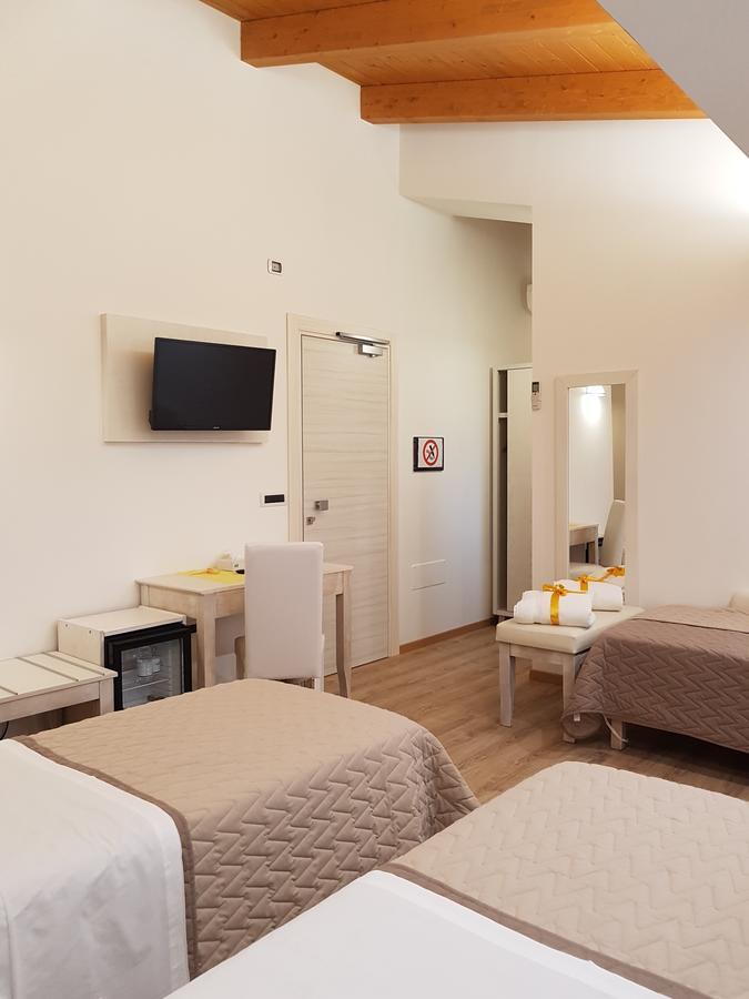 San Pietro Bed and Breakfast Mileto Buitenkant foto