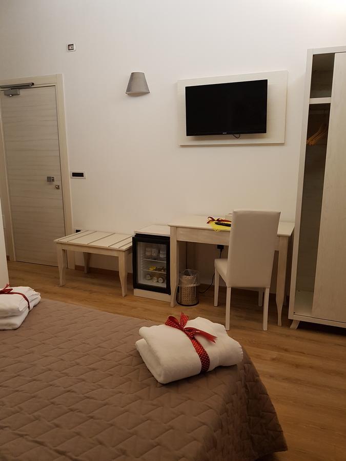 San Pietro Bed and Breakfast Mileto Buitenkant foto